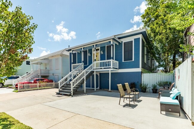 Photo - 1625 Ave M 1/2