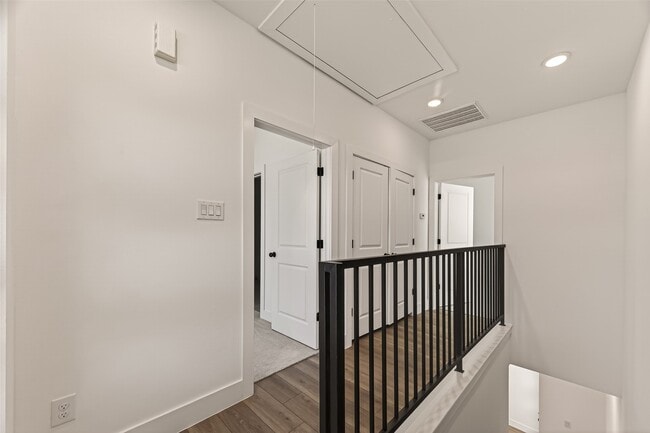 Building Photo - 2710 Bostic St