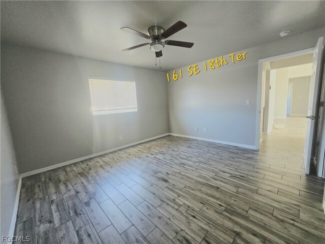 Building Photo - 161 SE 18th Terrace