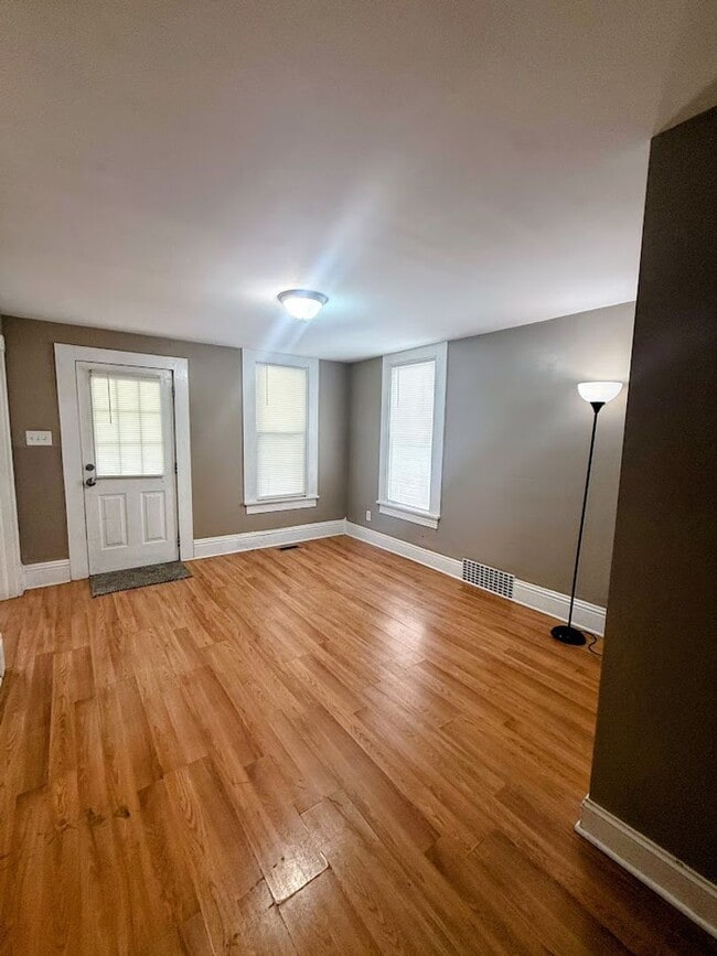 Photo - Three bedroom 1.5 bathroom home for rent