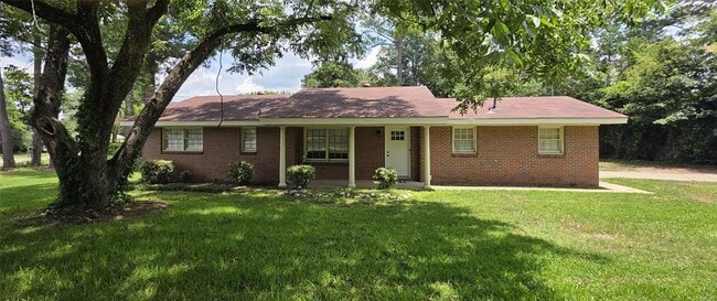 Photo - 502 Chambliss St