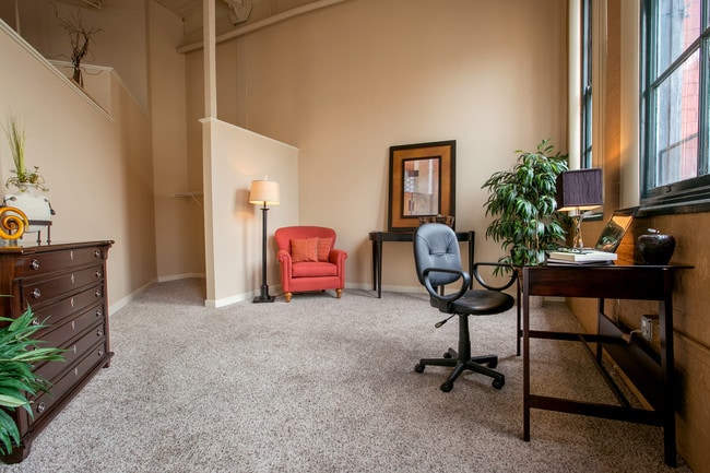 Sycamore Place Lofts den or office space