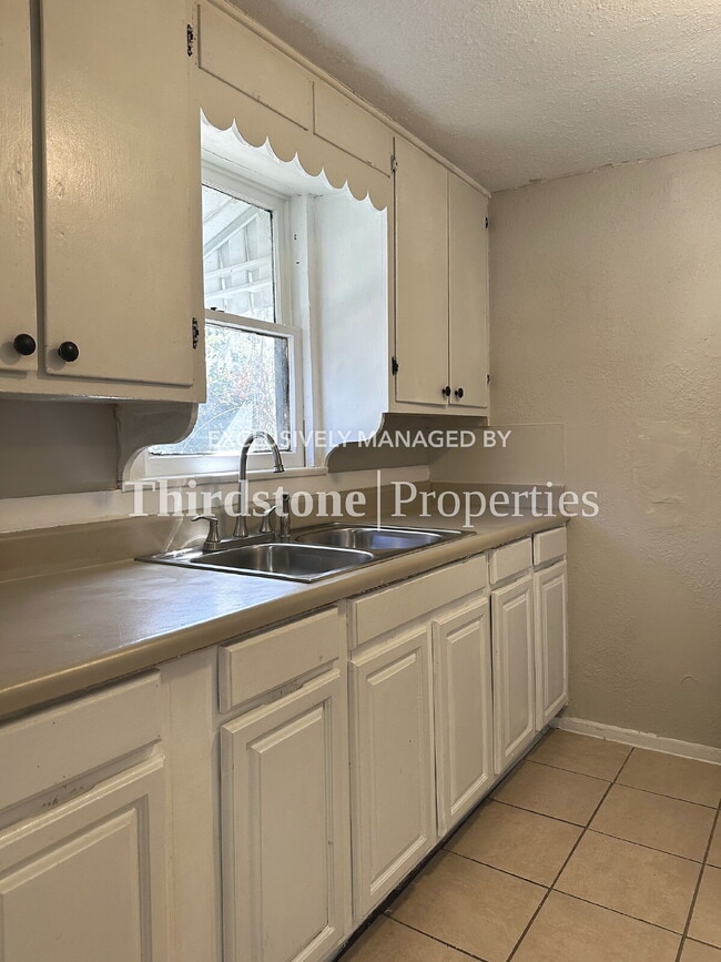92 W 55th St Unit B