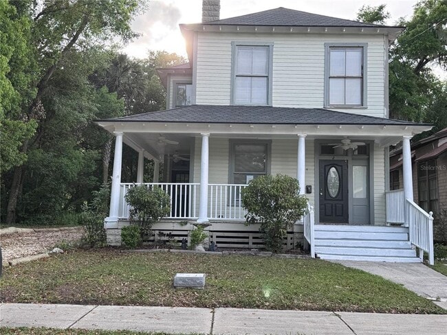 Building Photo - 114 NE Tuscawilla Ave Rental