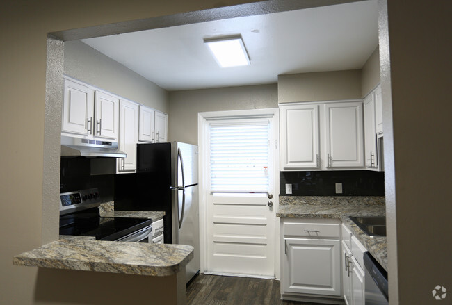 Interior Photo - Villas at Deer Park Apartments