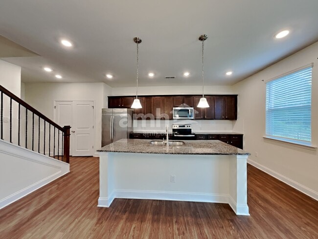 Photo - 136 Hamilton Park Dr