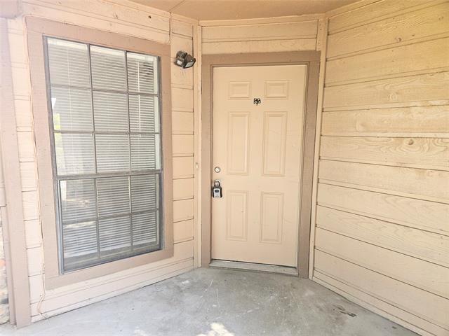 Photo - 508 E Denton Dr