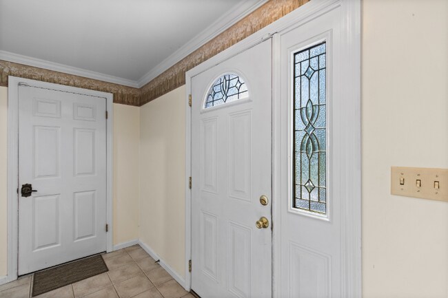 Photo - 1447 Beverly Dr