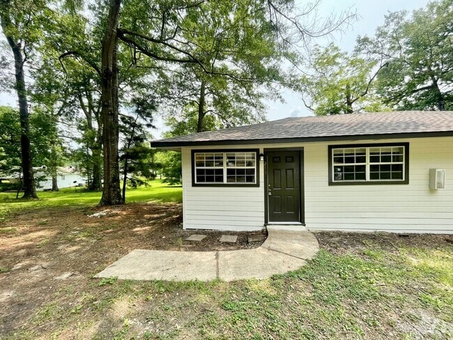 Building Photo - 1 Bedroom/1 Bath Duplex Unit Available for... Rental