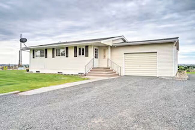 Building Photo - 5 Bed 3 Bath House! For Rent!!!