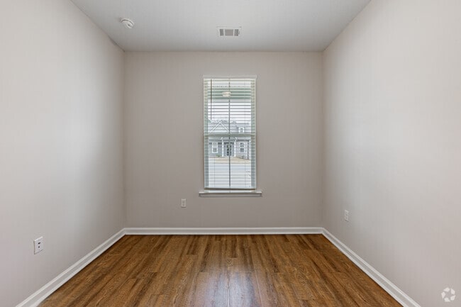 3BR, 3BA - 1,469SF - Second Bedroom