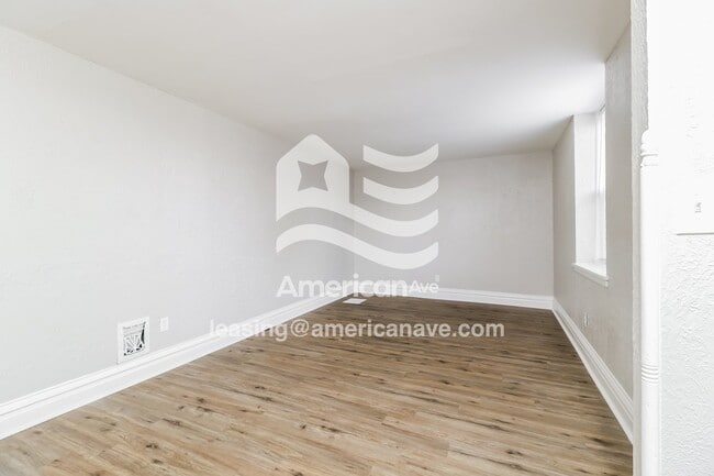 Photo - 4434 Gannett St