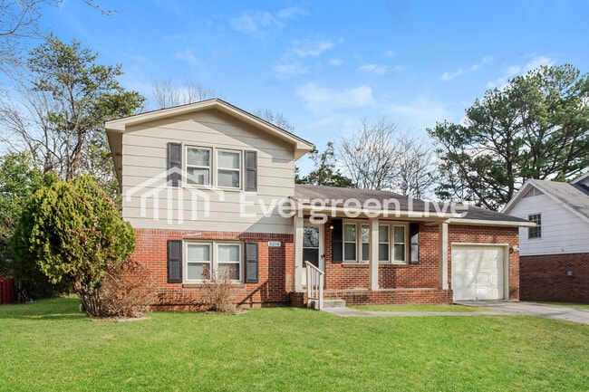 Photo - 3216 Teton Dr NW