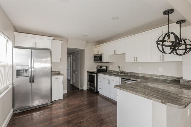 Photo - 4917 Emerson Ave S