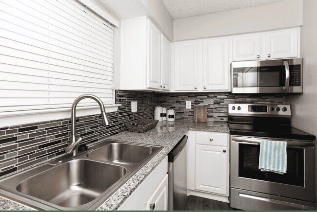Creekside Village Apartments