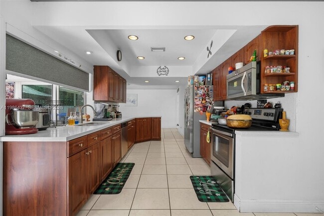 Photo - 4306 Johnson St