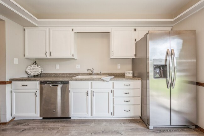 Photo - 355 S Collins St Unit 355