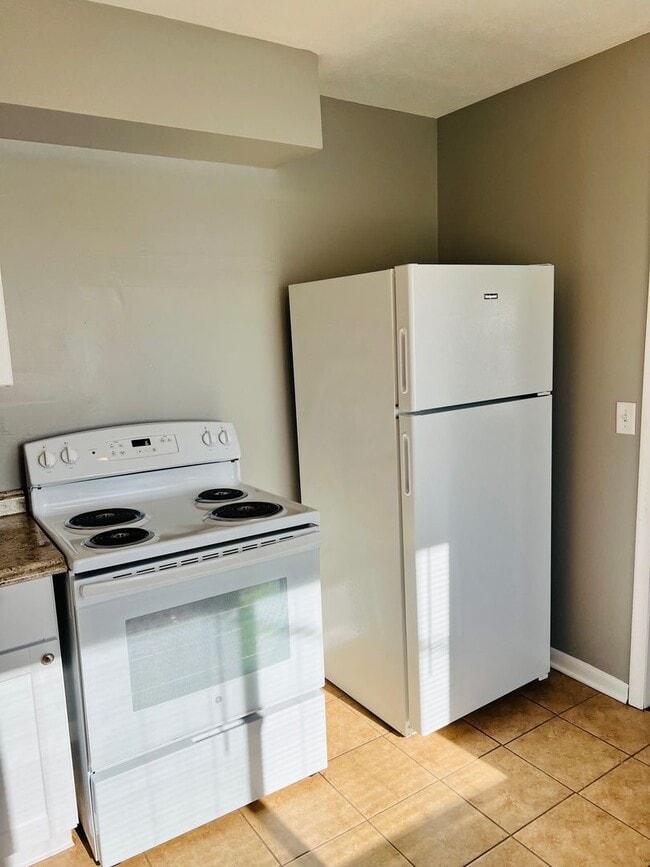 Photo - Updated 2 Bedroom Near Downtown Junction City