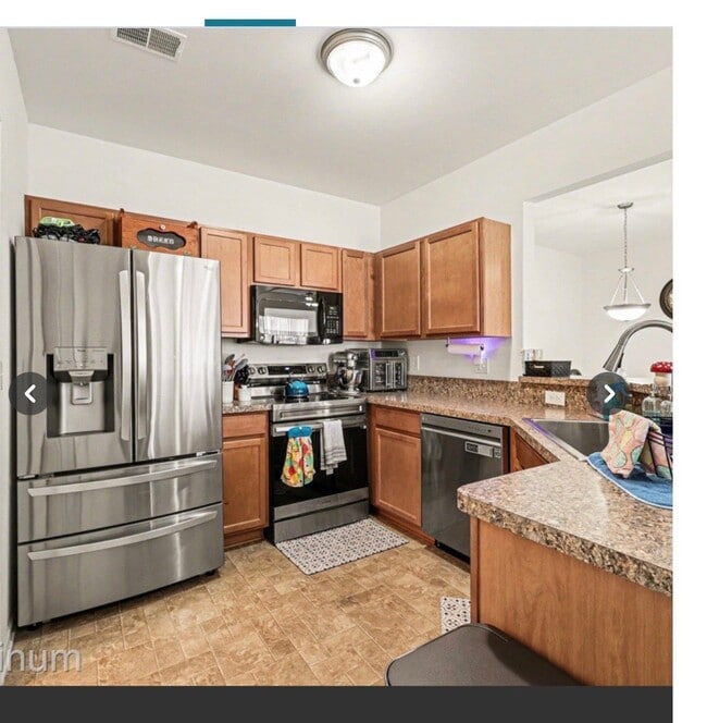 Photo - 28218 S Pointe Ln