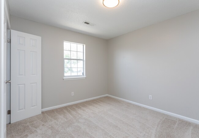 Photo - Explore the allure of our fully renovated ... Unit 12