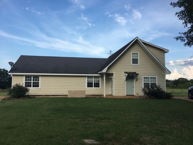 2BD/2BA FOR RENT - 2BD/2BA FOR RENT House