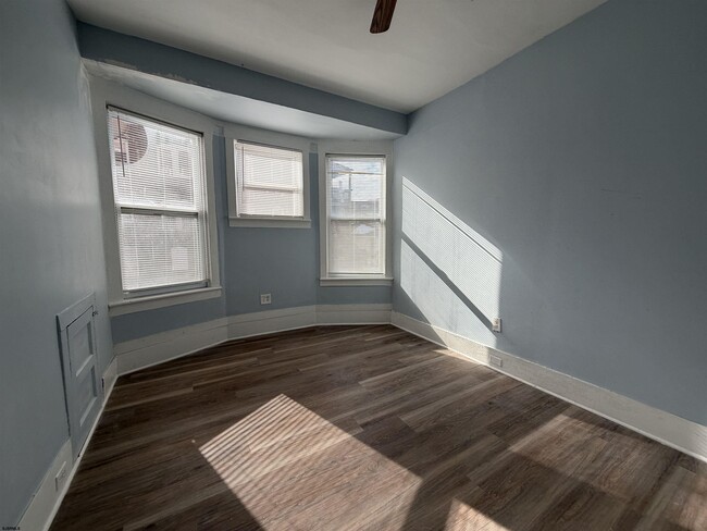 Photo - 3501 Ventnor Ave Unidad A2