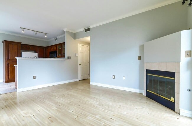 Photo - 3846 E Canyon Ranch Rd Unit 103