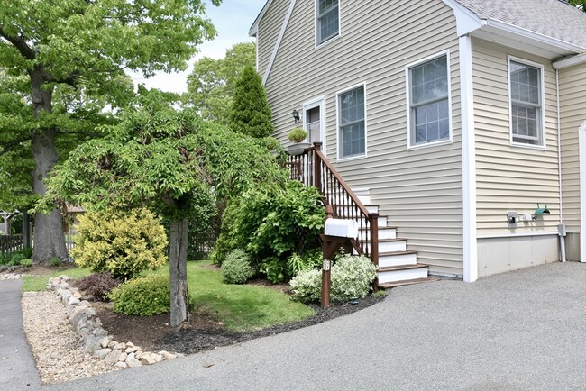 Photo - 37 Green St