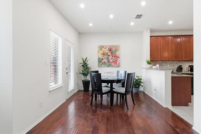 Photo - 7237 Rembrandt Dr