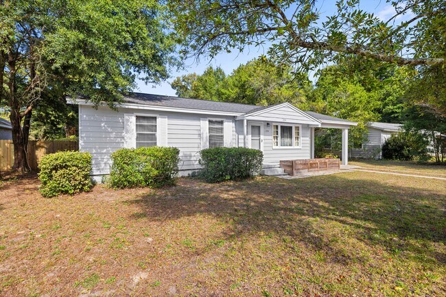 Photo - 354 Chicago Ave House