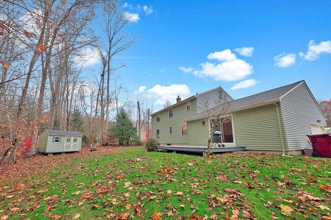 Photo - 138 Wildwood Cir