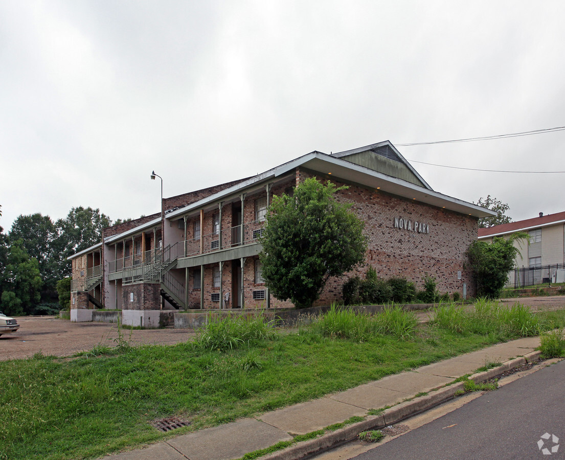 Nova Park Apartments - Nova Park Apartments