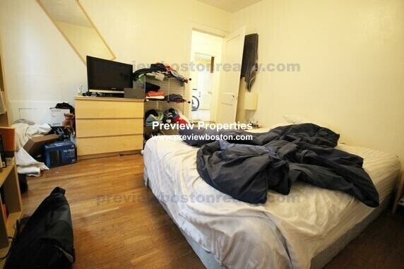 Photo - 262 Corey Rd Unit 1P