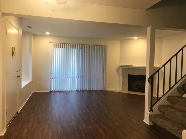 Photo - ***$500 Move-in Special*** Rare 2-Story En...