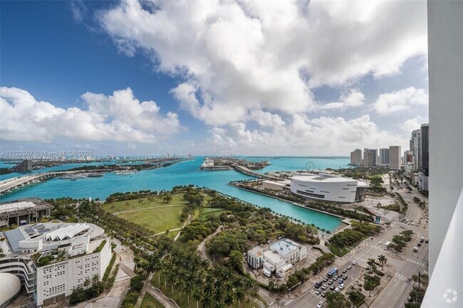 Building Photo - 1040 Biscayne Blvd Rental
