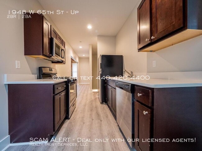 Photo - 1956 W 65th St