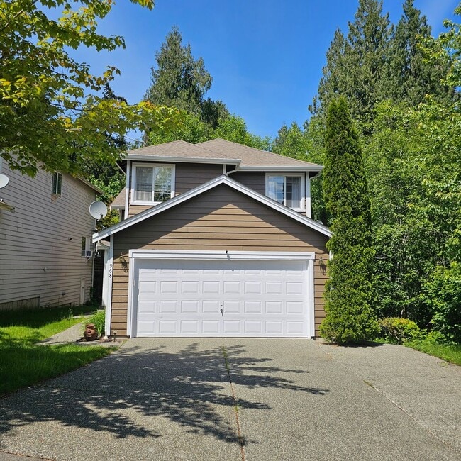 Building Photo - Beautiful CK School District Home Backing to Greenbelt – Pets Negotiable!
