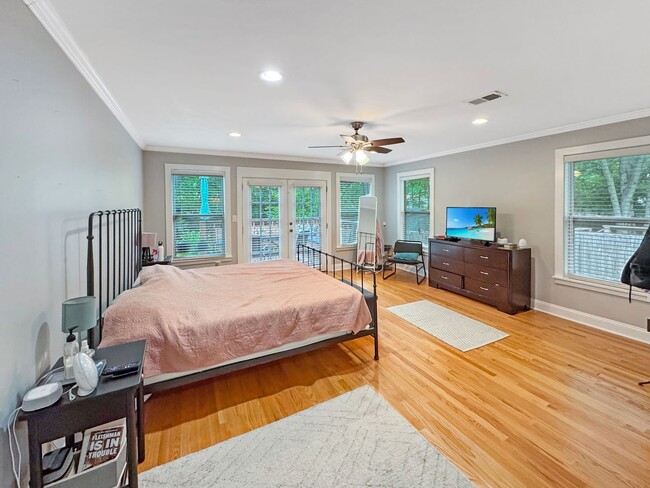 Photo - Large 4 bedroom, 3 bath home recently updated near Chickasaw Gardens