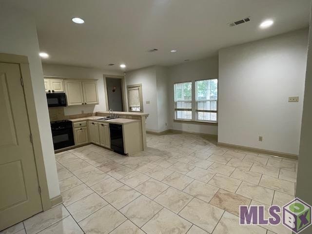 Photo - 9370 Boone Ave