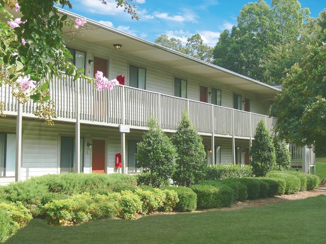 Photo - Monroe Apartments