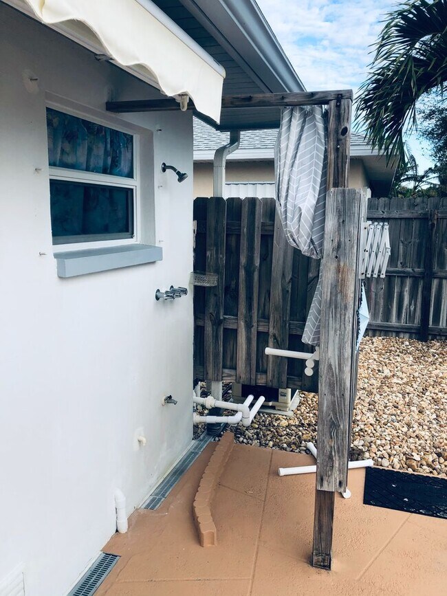 Photo - 2157 Barracuda Ave