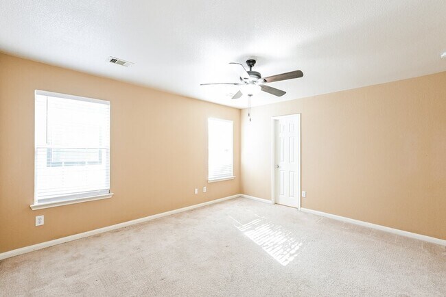 Photo - 22123 Greengate Dr