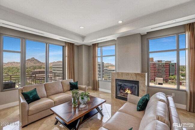 Photo - 2211 E Camelback Rd House