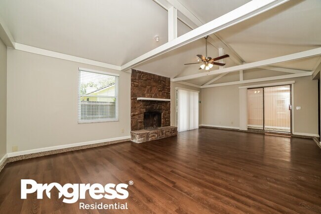 Photo - 10533 Docksider Dr E