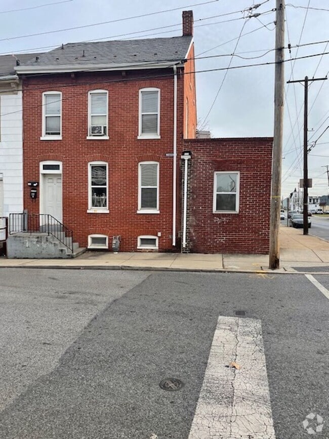Building Photo - 237 Pattison St Unit 237 PATTISON ST. #1FL Rental