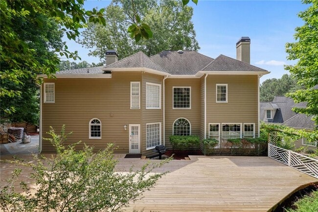 110 Weedon Ct