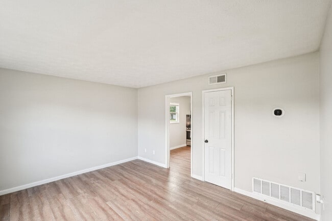 Columbus Crossing Townhomes