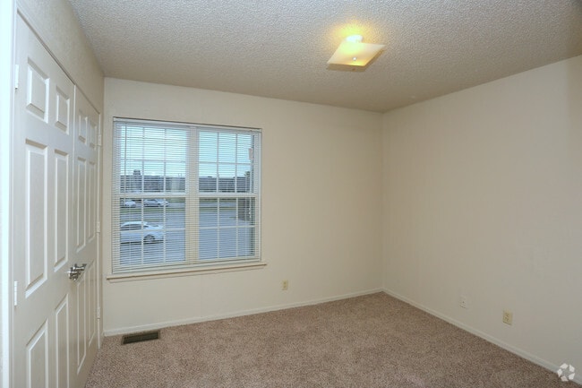 2BR - 1085SF - Second Bedroom