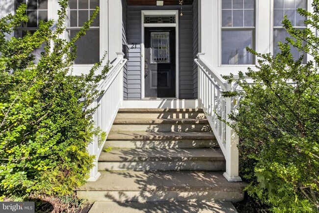 Photo - 21 E Redman Ave