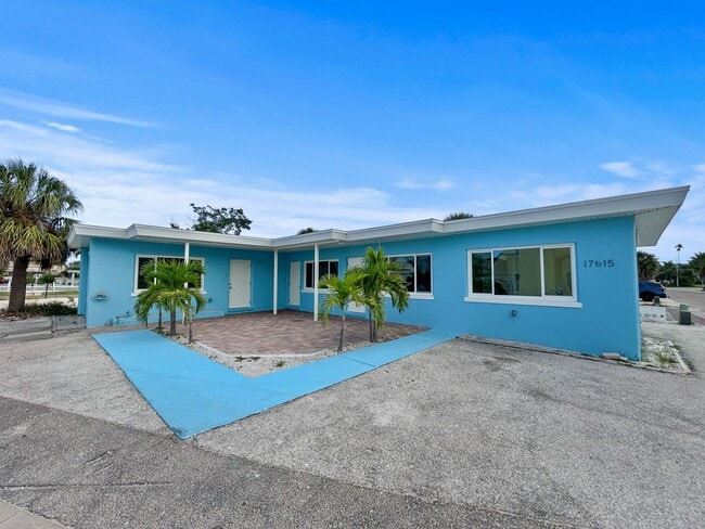 Building Photo - 17615 Lee Ave Unit C